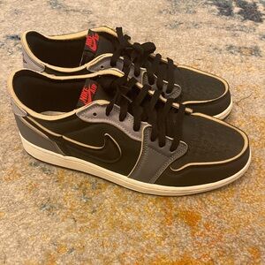 Jordan 1 OG Low EX (worn)